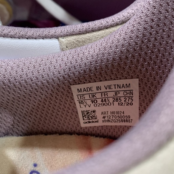 Adidas Men’s Skateboarding Sneakers - Picture 9 of 14